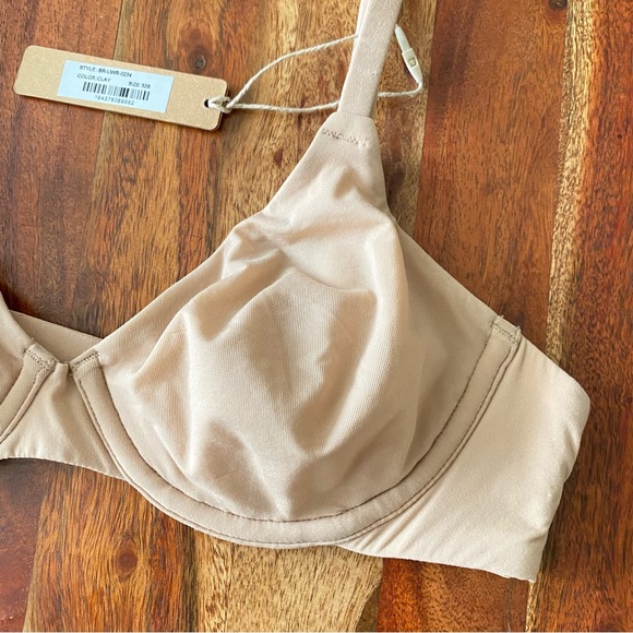 NEW Skims Fits Everybody Unlined Underwire Bra in Clay - 32B - Picture 9 of 15